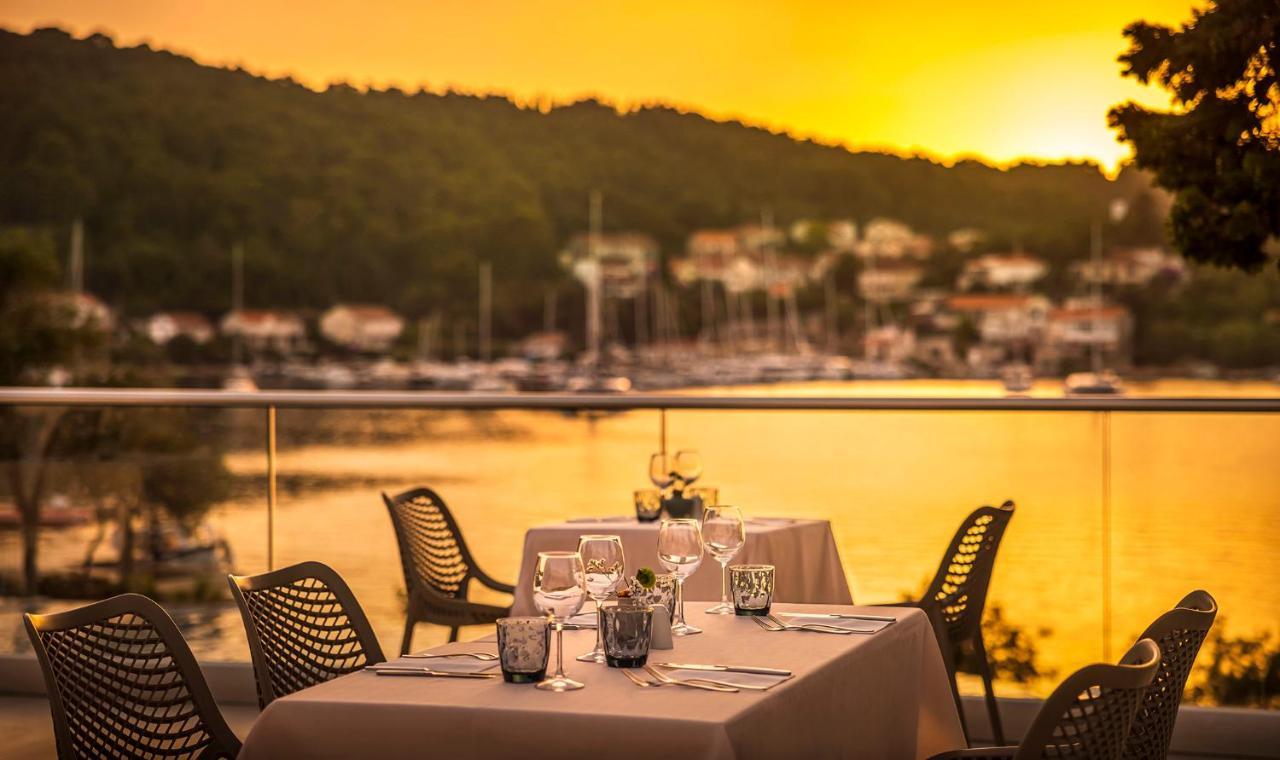 Aminess Planet Camping Holiday Homes Port9 Korcula Town Exterior foto